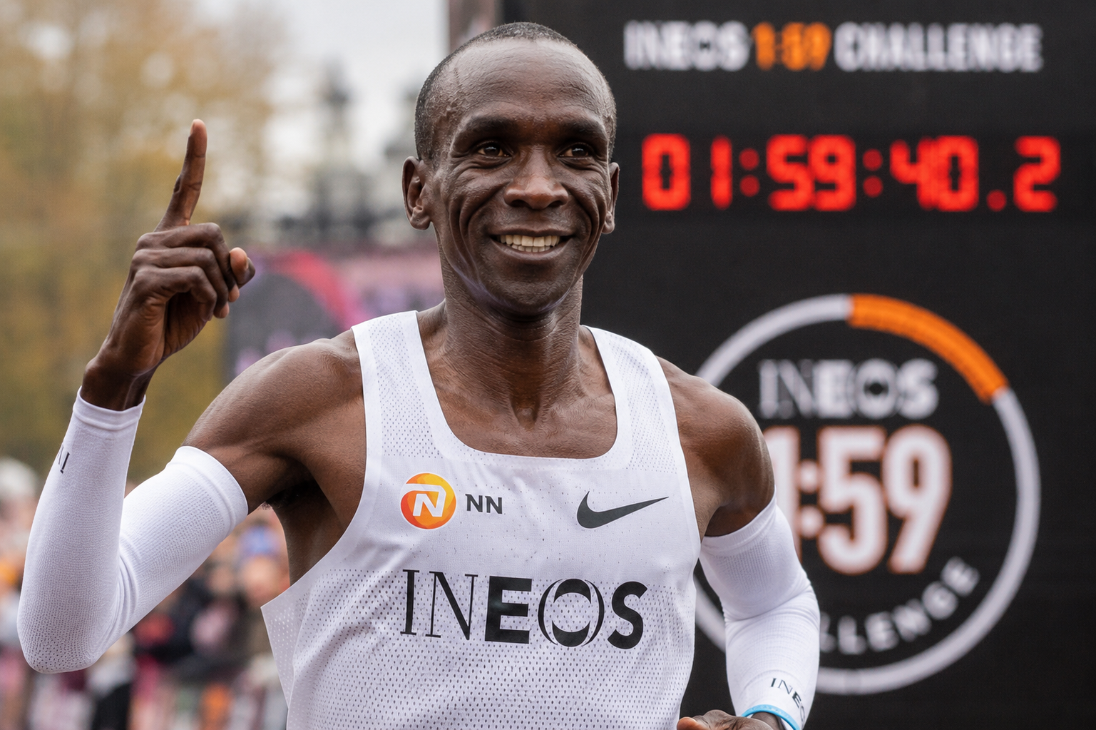 Eliud Kipchoge: A Ciência por Trás da Quebra da Barreira das 2 Horas na Maratona